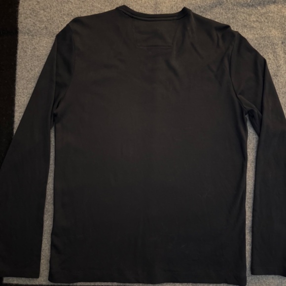 BANANA REPUBLIC Luxury Touch L/S T-Shirt - Picture 6 of 8